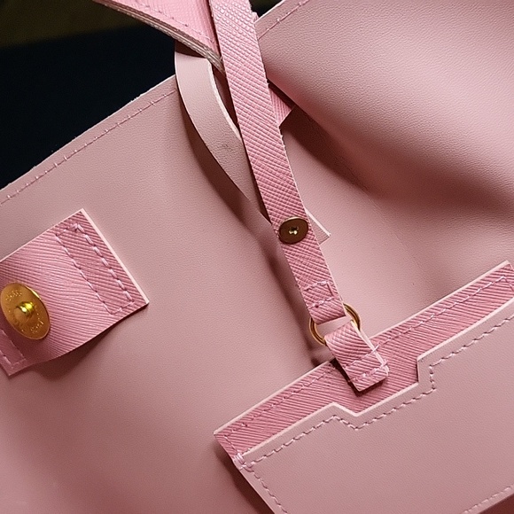 Pink tote - Picture 7 of 8